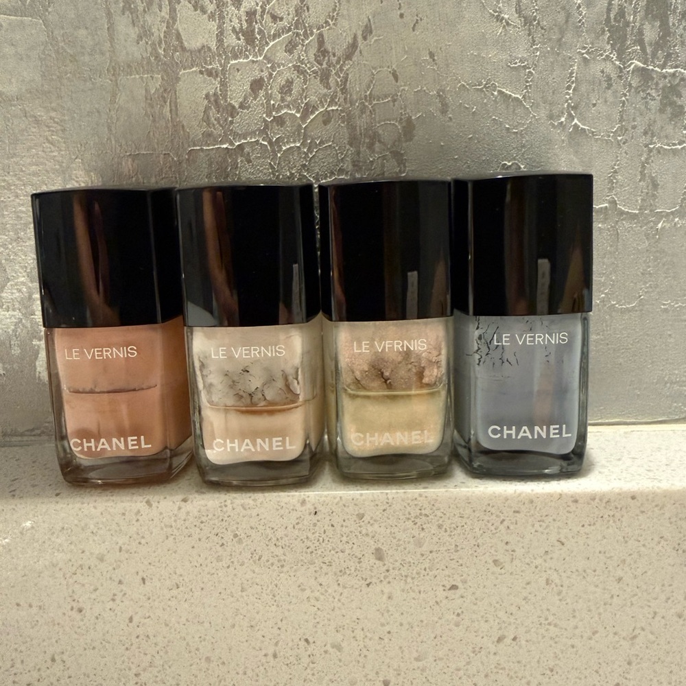 Chanel Le Vernis Nail Polish Set of 4, USED